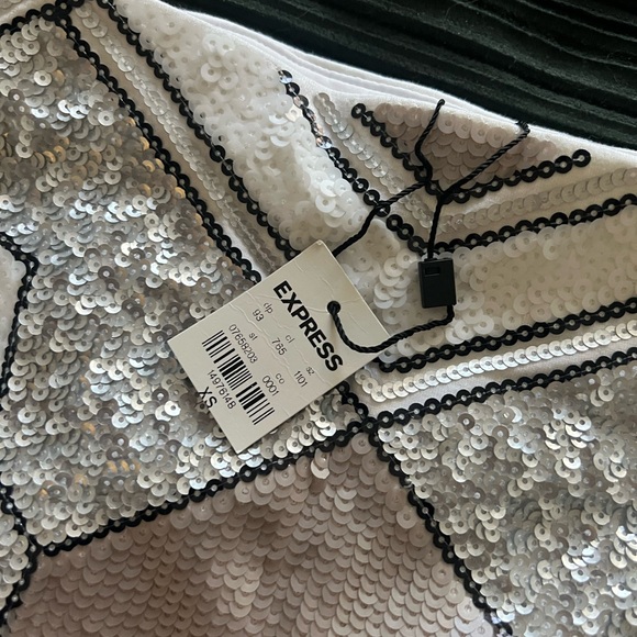 Express Sequin Mini Skirt - Picture 13 of 13